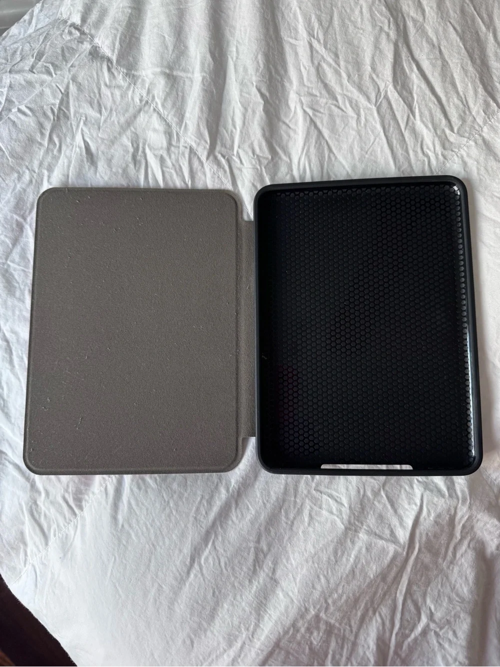 Kindler Paperwhite 12th Gen Case - Checkerboard